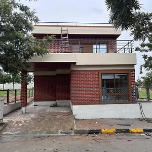Villa Sandstone