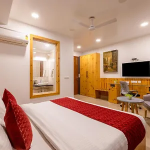 Rr Residency Guest house